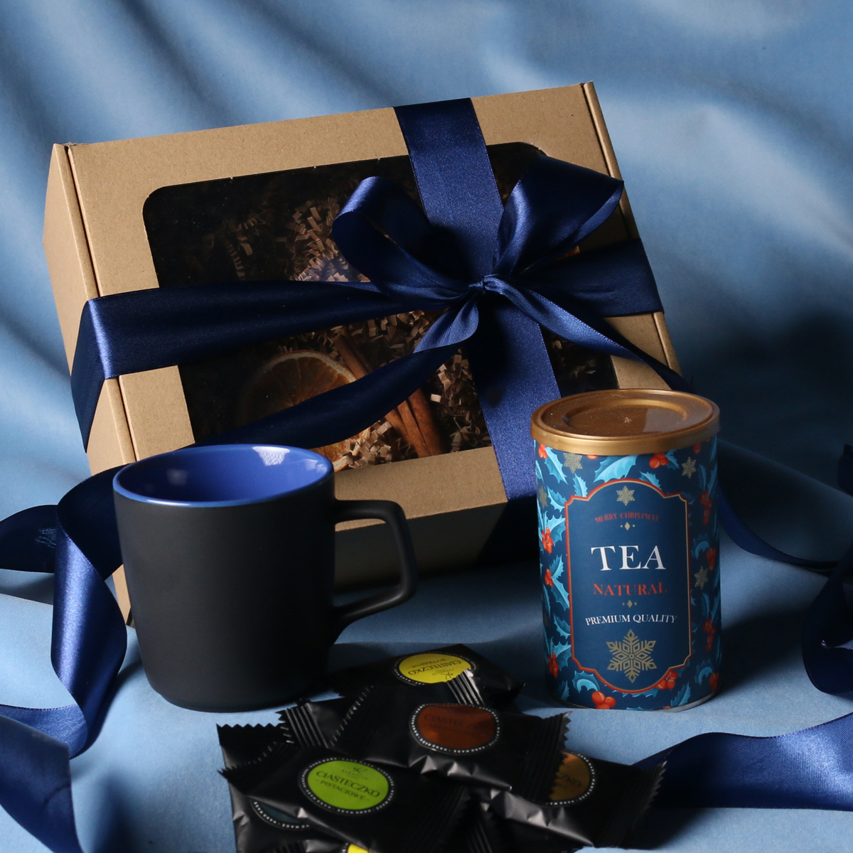 matt black / reflex blue